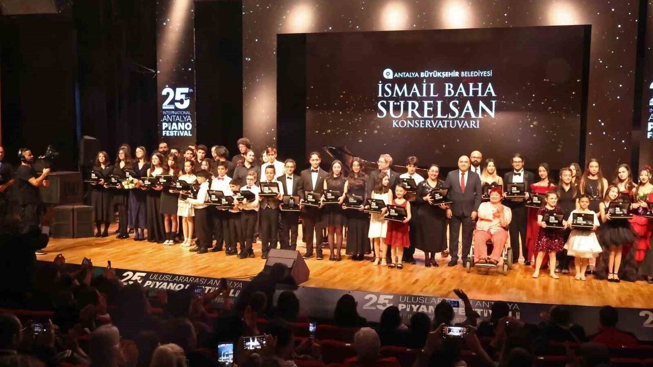 25. Uluslararası Antalya Piyano Festivali'nde Genç Yetenekler Ziyafet Verdi