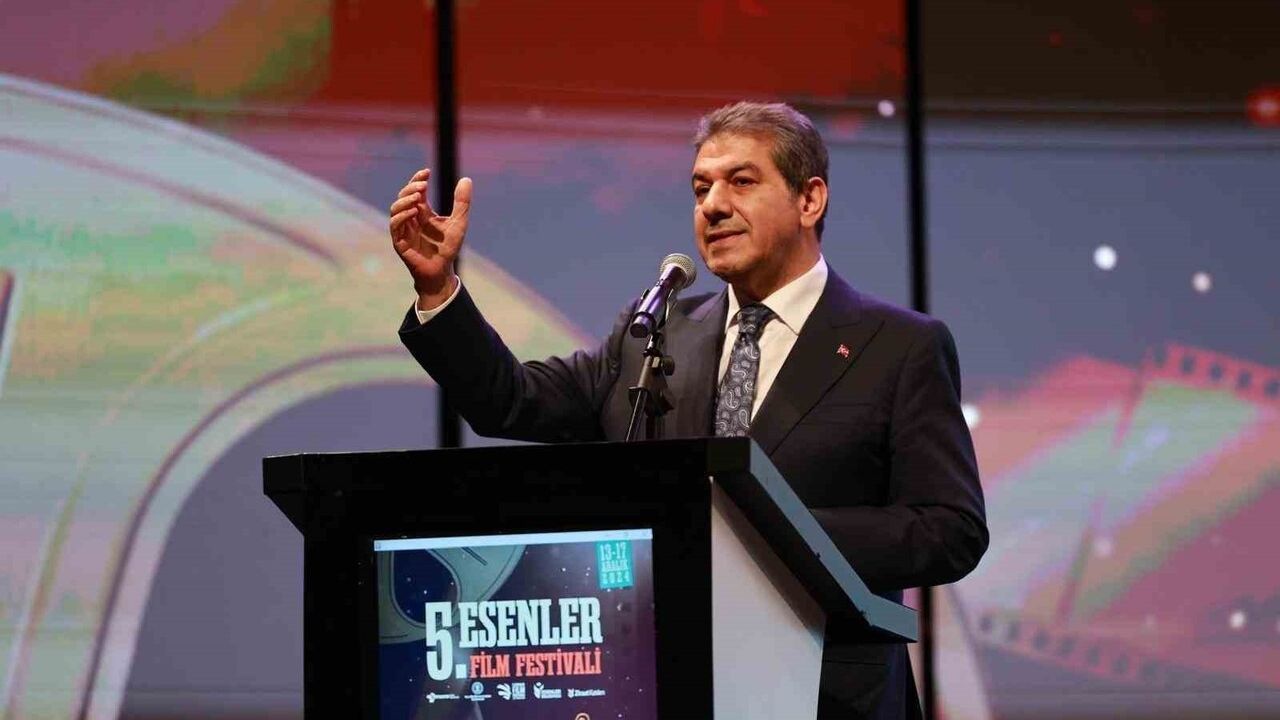 6. Esenler Film Festivali 'Dijital Hayat' Temasıyla Başlıyor