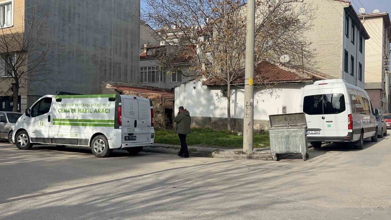 74 Yaşındaki Adam 10 Gün Sonra Evinde Bulundu