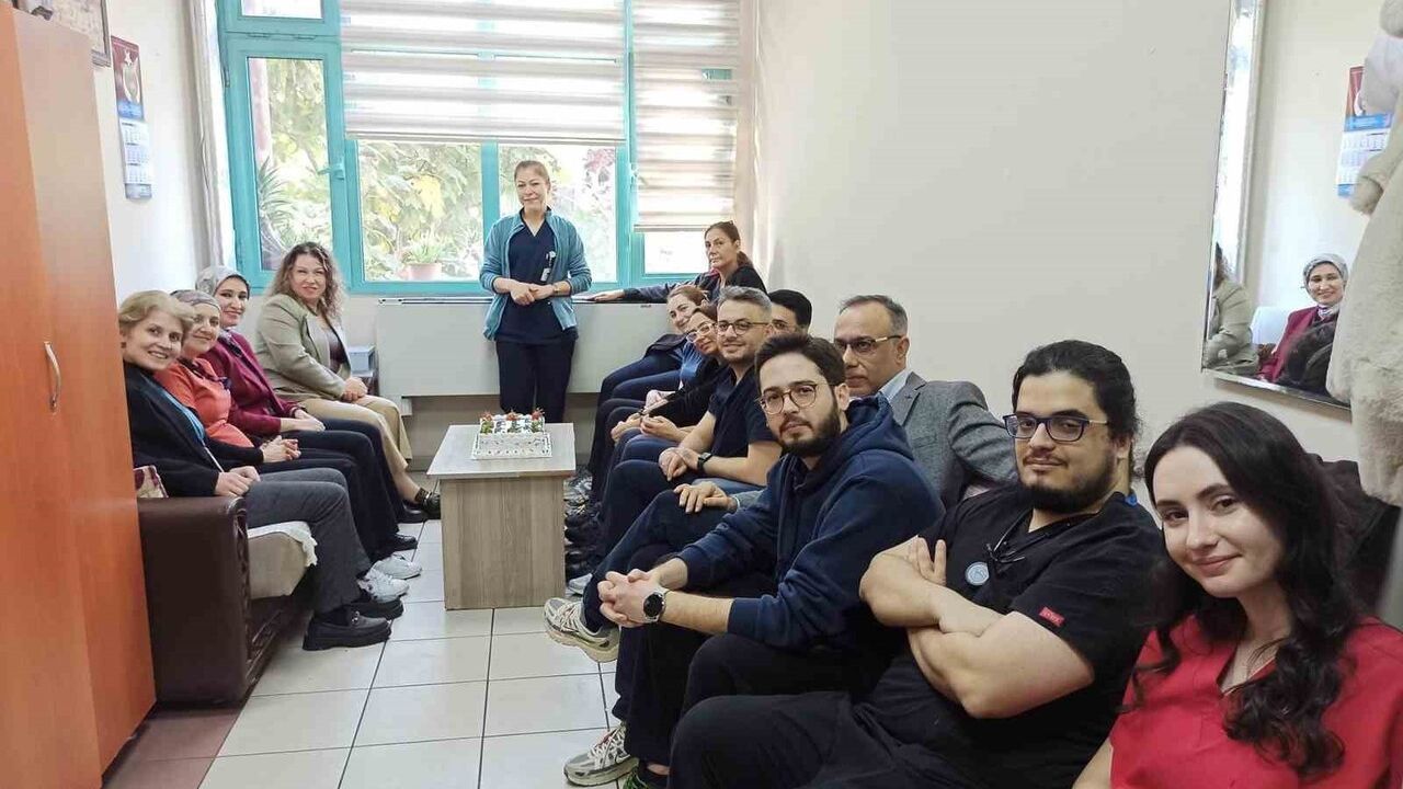 Acil Sağlık Hizmetleri Haftası'nda Kahramanlara Teşekkür