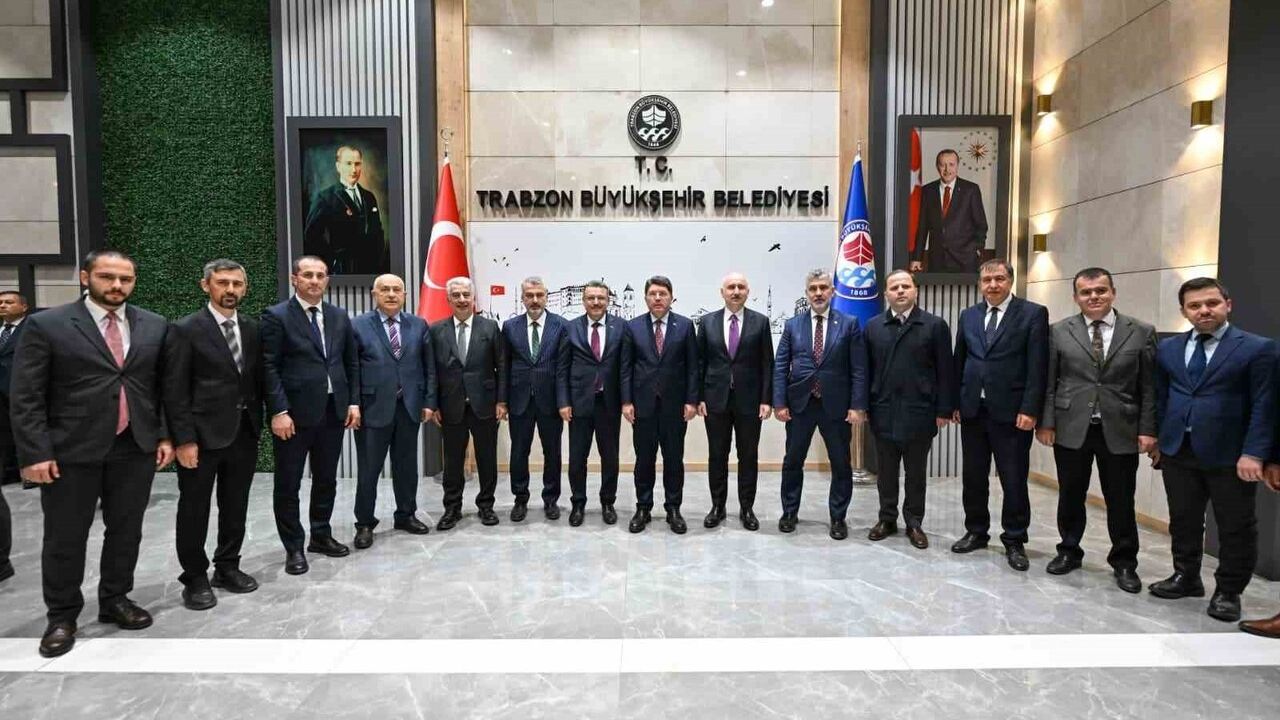 Adalet Bakanı Yılmaz Tunç Hukuk Fakültesi Öğrencileriyle Buluştu