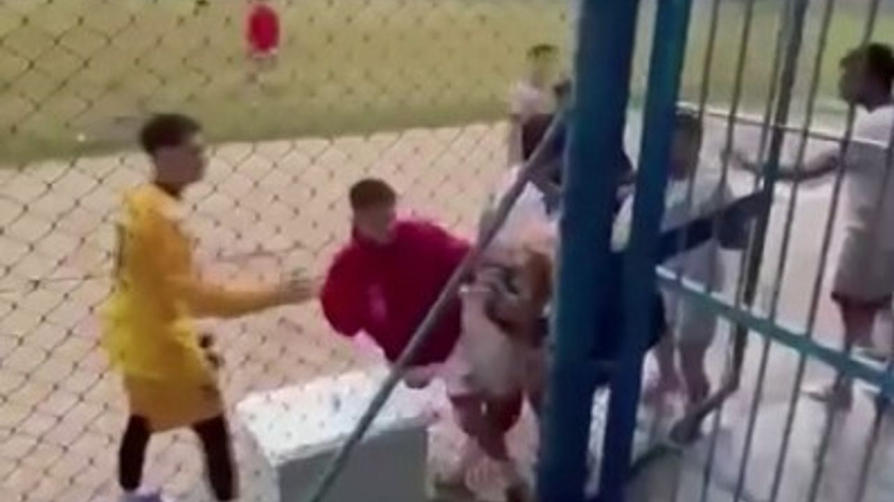 Adana'da Amatör Futbol Maçında Kavga