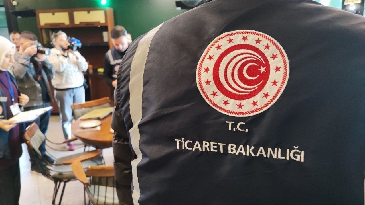 Adana'da Etiket Mevzuatı Denetimleri Devam Ediyor