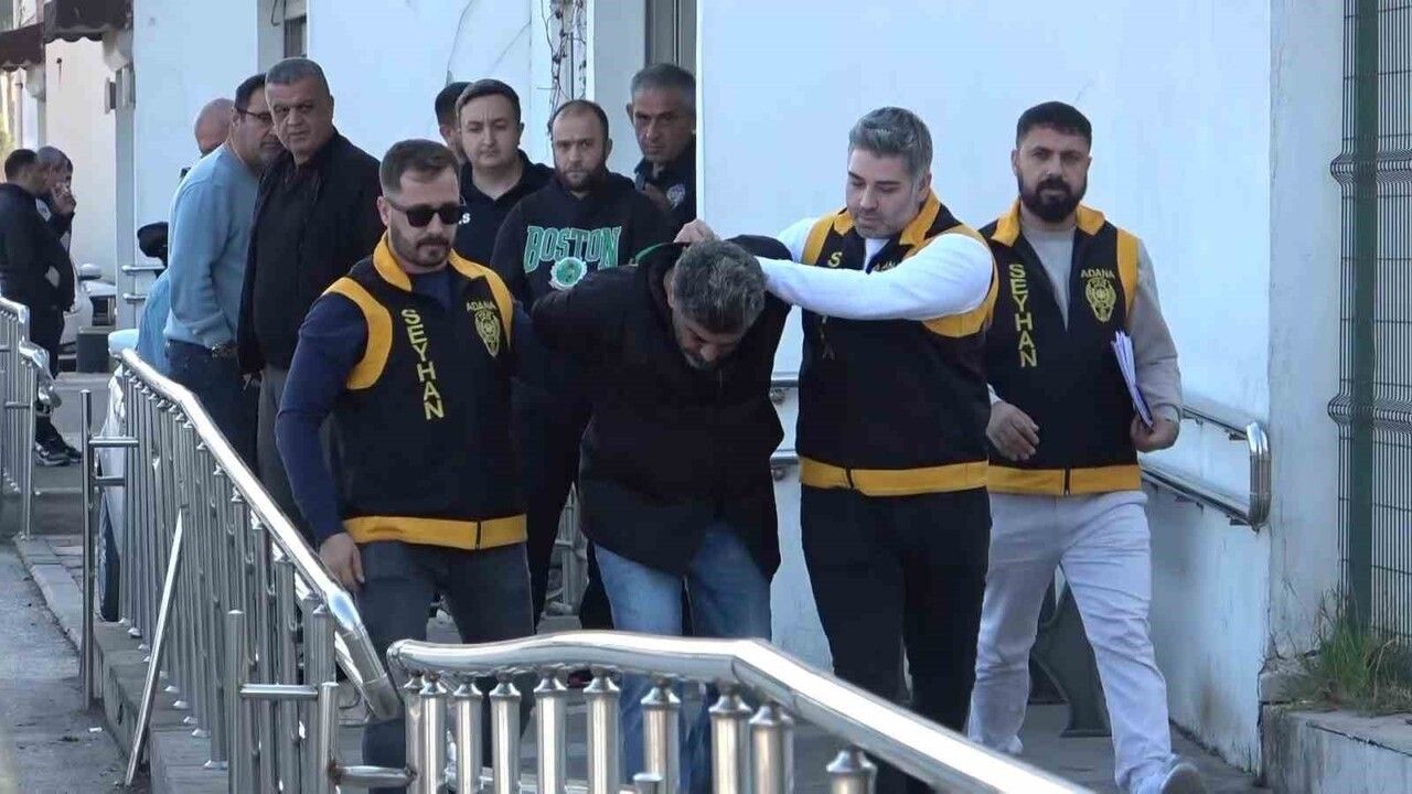 Adana'da Kimliğini Gizleyen Firari Cinayet Zanlısı Yakalandı