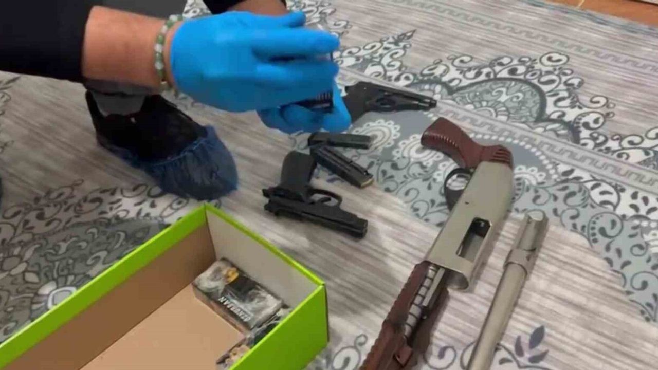 Adana'da Silah Ticareti Şebekesi Çökertildi