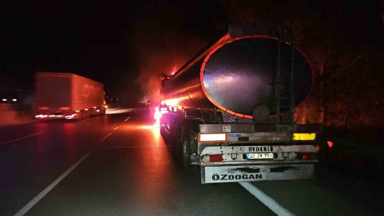 Adana’da Tanker Yangını Ormanı Tehdit Etti