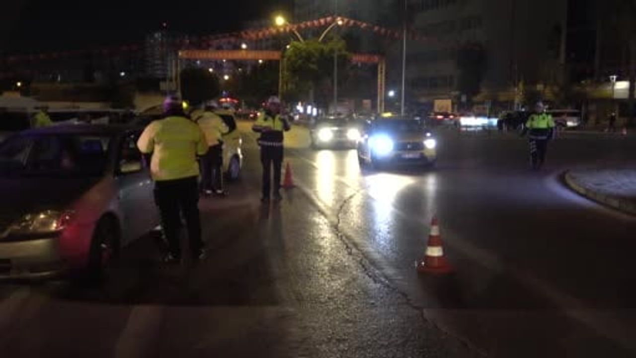 Adana'da Trafik Denetiminde Yüksek Ceza: 60 Sürücüye 495 Bin TL