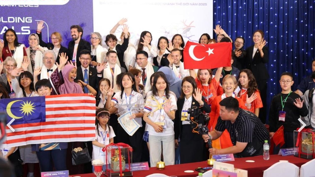 Adana'dan Dünya Hafıza Şampiyonası'na İki Başarı