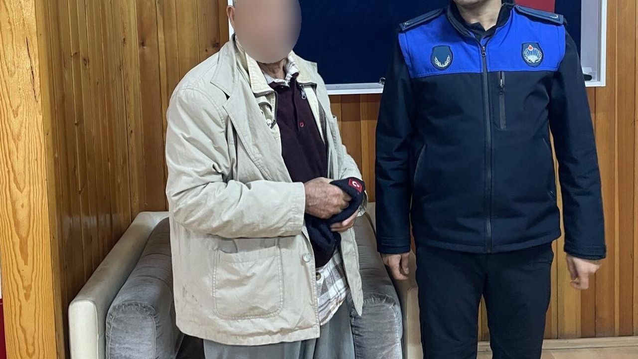 Adıyaman'da Dilencinin Üzerinden 3.731 TL Çıktı