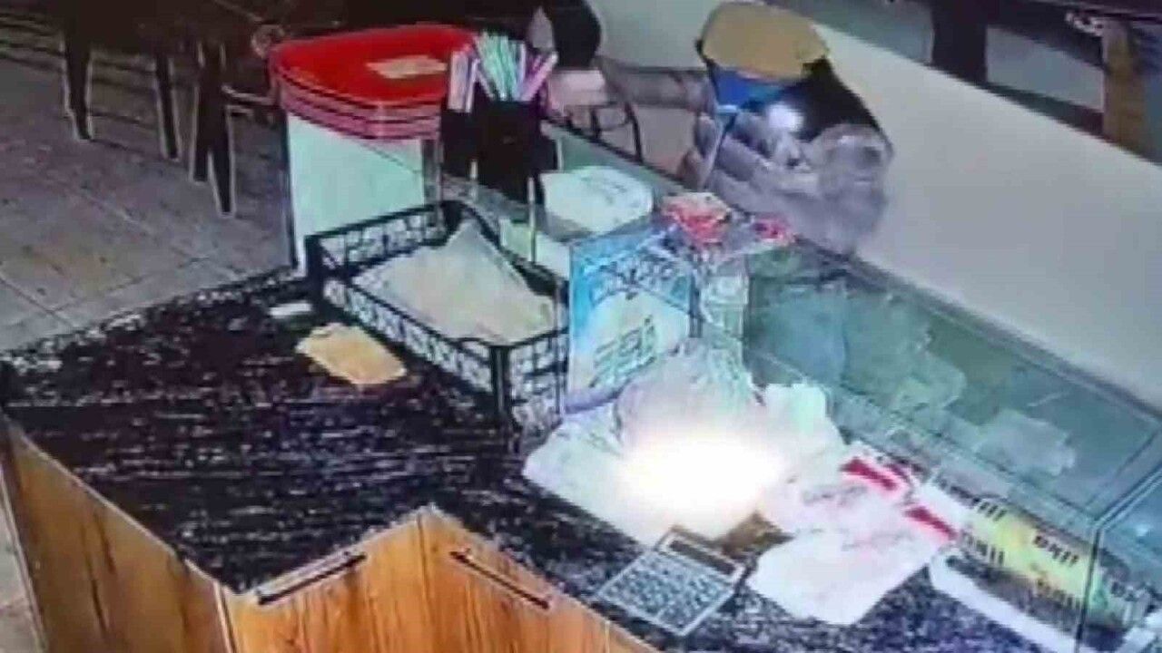 Adıyaman'da Hırsızlık Anları Güvenlik Kamerasında