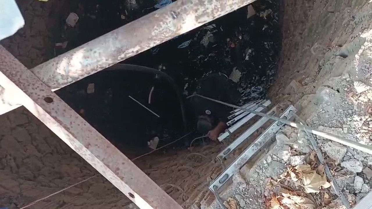 Adıyaman'da Kuyuya Düşen Keçi İtfaiye Ekipleri Tarafından Kurtarıldı