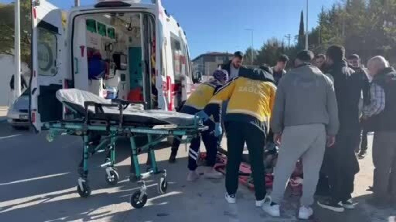 Adıyaman’da Motosiklet ve Otomobil Çarpıştı: 1 Yaralı