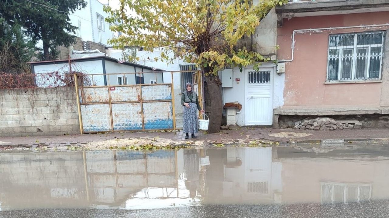 Adıyaman'da Yağışlar Evleri Bastı