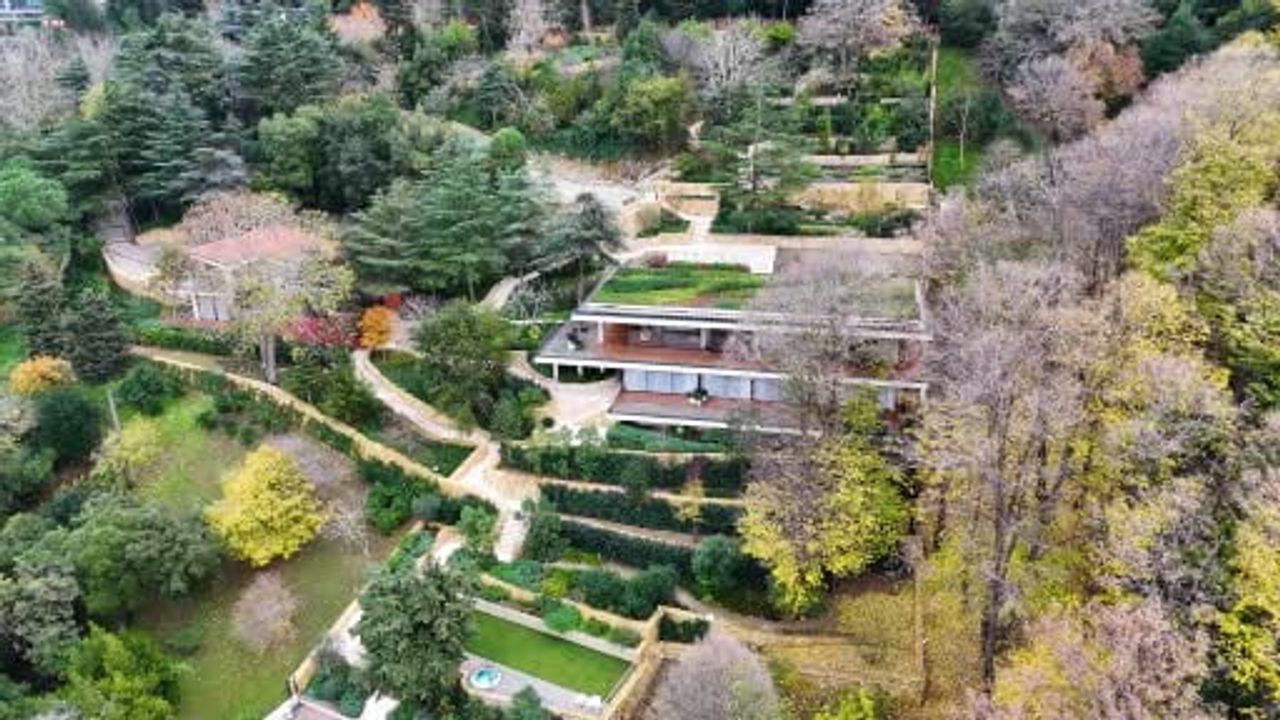 Adnan Oktar'ın Eski Villası Yenilendi