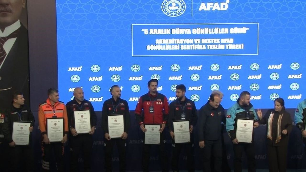 AFAD Gönüllüleri Sertifika Töreni