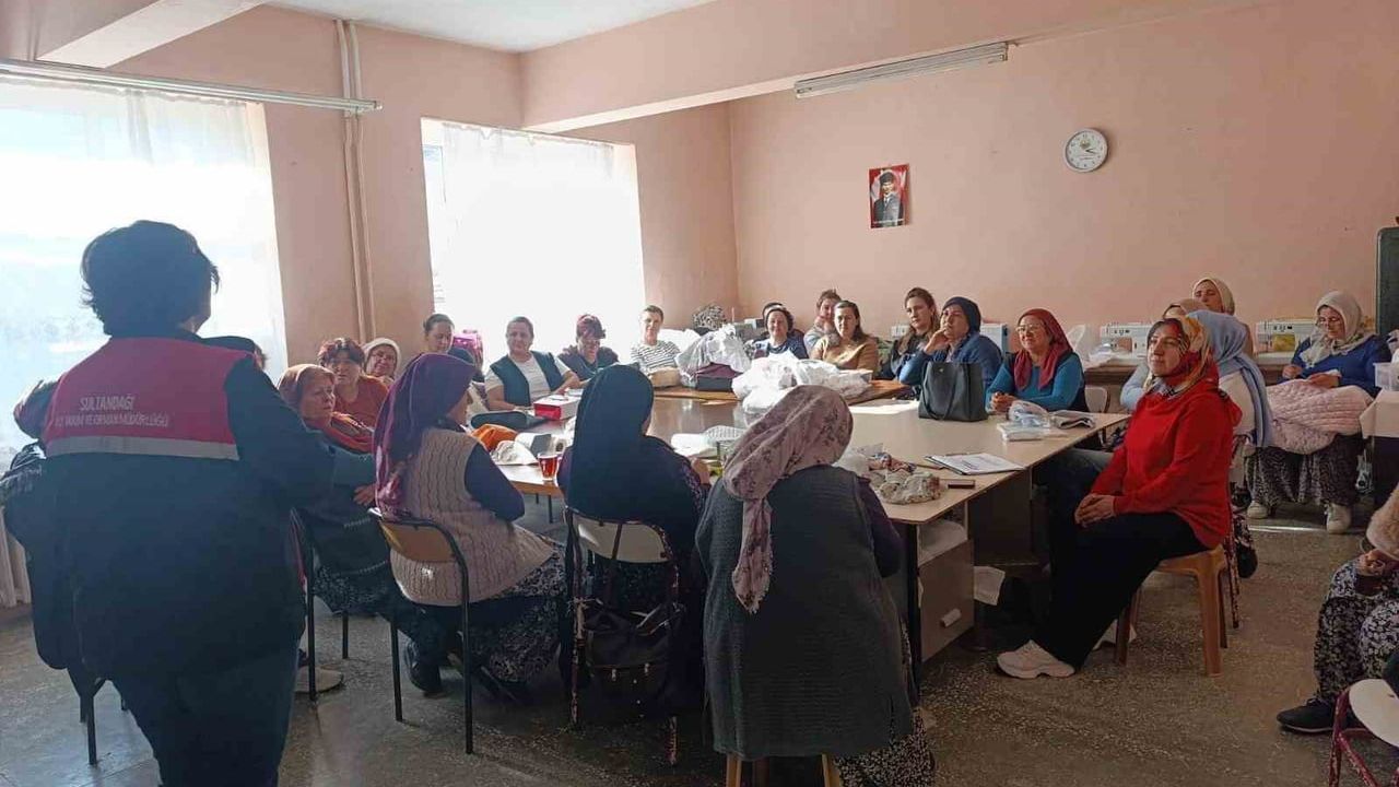 Afyonkarahisar'da 2025 Yılında 512 Çiftçi Toplantısı Yapıldı