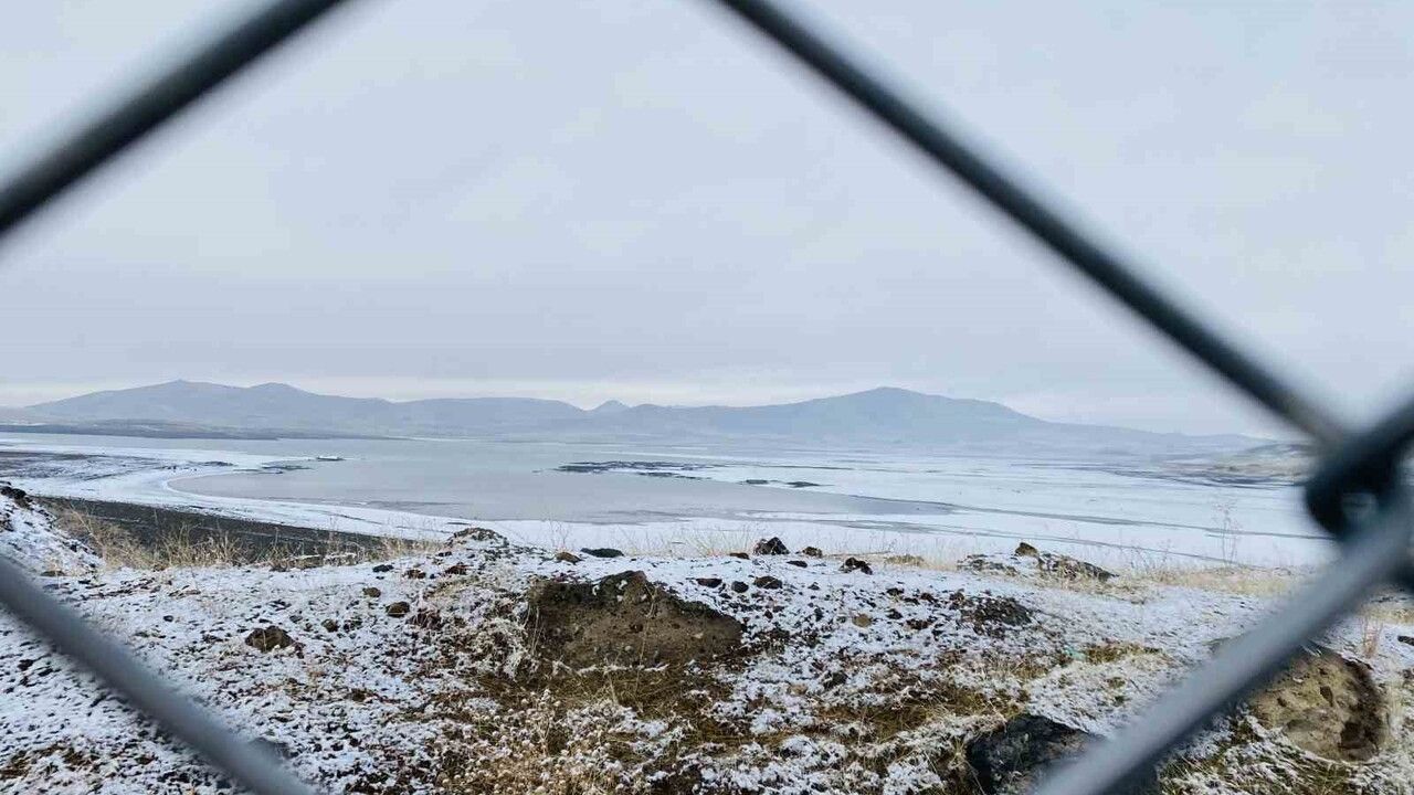 Ağrı'da Çocuklar Eğlenceli Kar Aktivitelerine Daldı