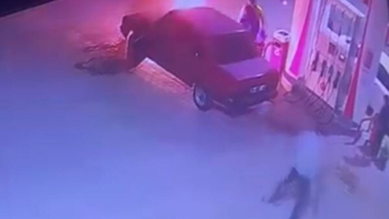 Ahlat'taki Akaryakıt İstasyonunda Yangın Paniği