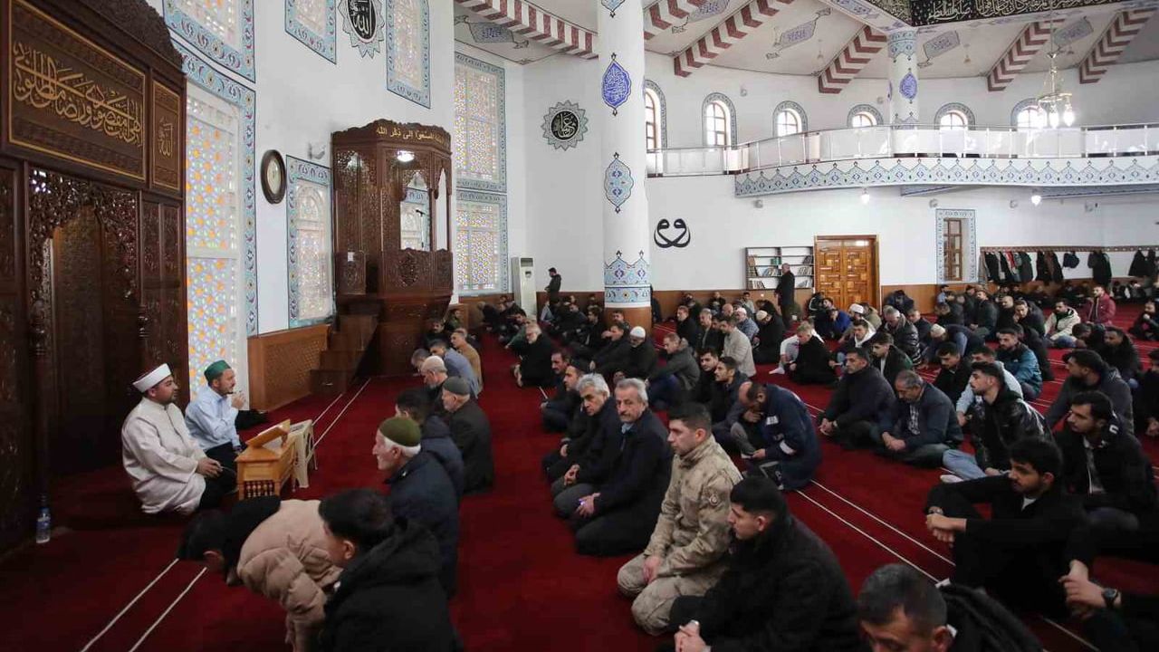 AİÇÜ Öğrencisi Remziye Horuz İçin Mevlid Programı Düzenlendi