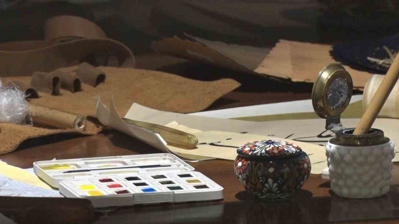 Aile Yılı'na Özel Hat Sanatı Sergisi Kocaeli'de Açıldı