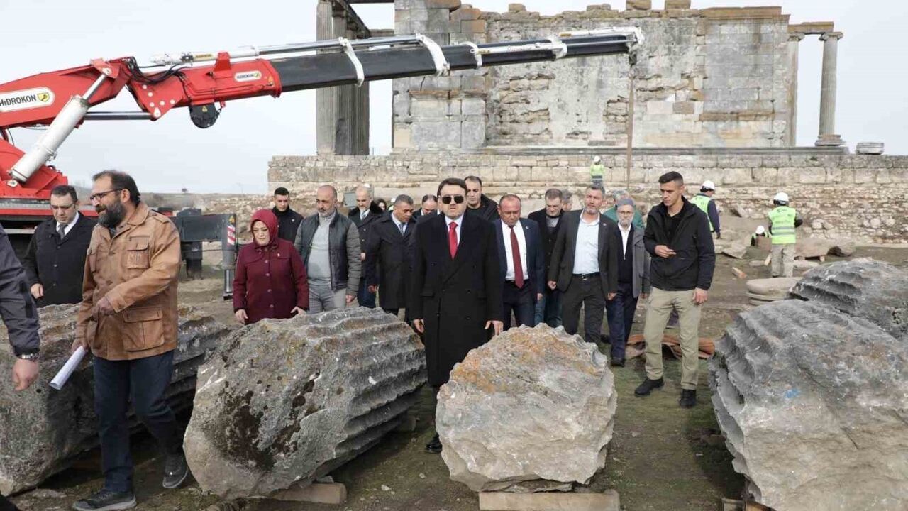 Aizanoi Antik Kenti'nde Kazı ve Restorasyon Çalışmaları Devam Ediyor