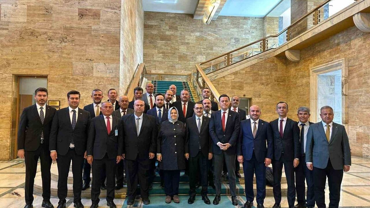 AK Parti Eskişehir Teşkilatı TBMM'de İstişare Toplantısı Düzenledi