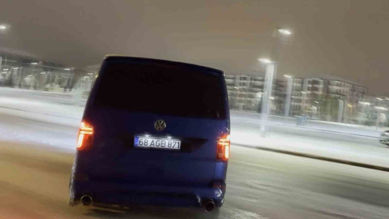 Aksaray'da Drift Krizi: Tehlikeli Anlar Kameralarda