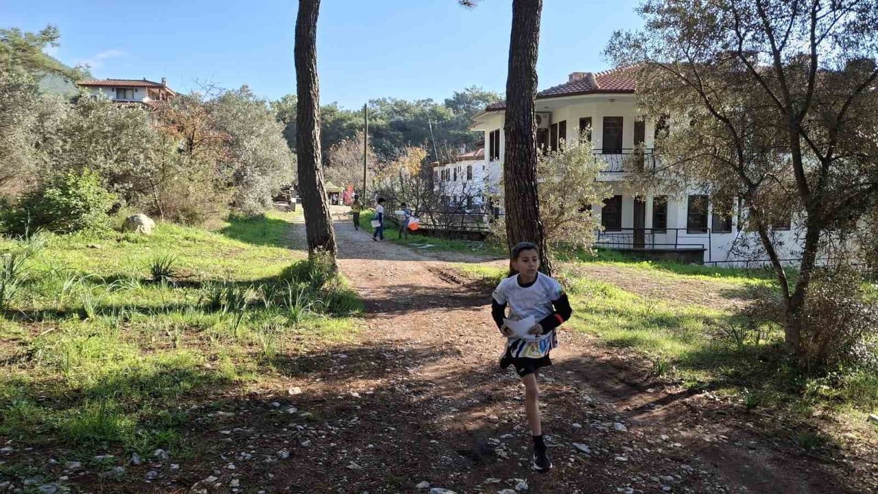 Akyaka’da U14 Türkiye Oryantiring Şampiyonası Başladı