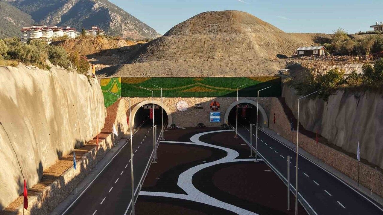 Alanya'da İki Yeni Karayolu Projesi Trafiğe Açılıyor