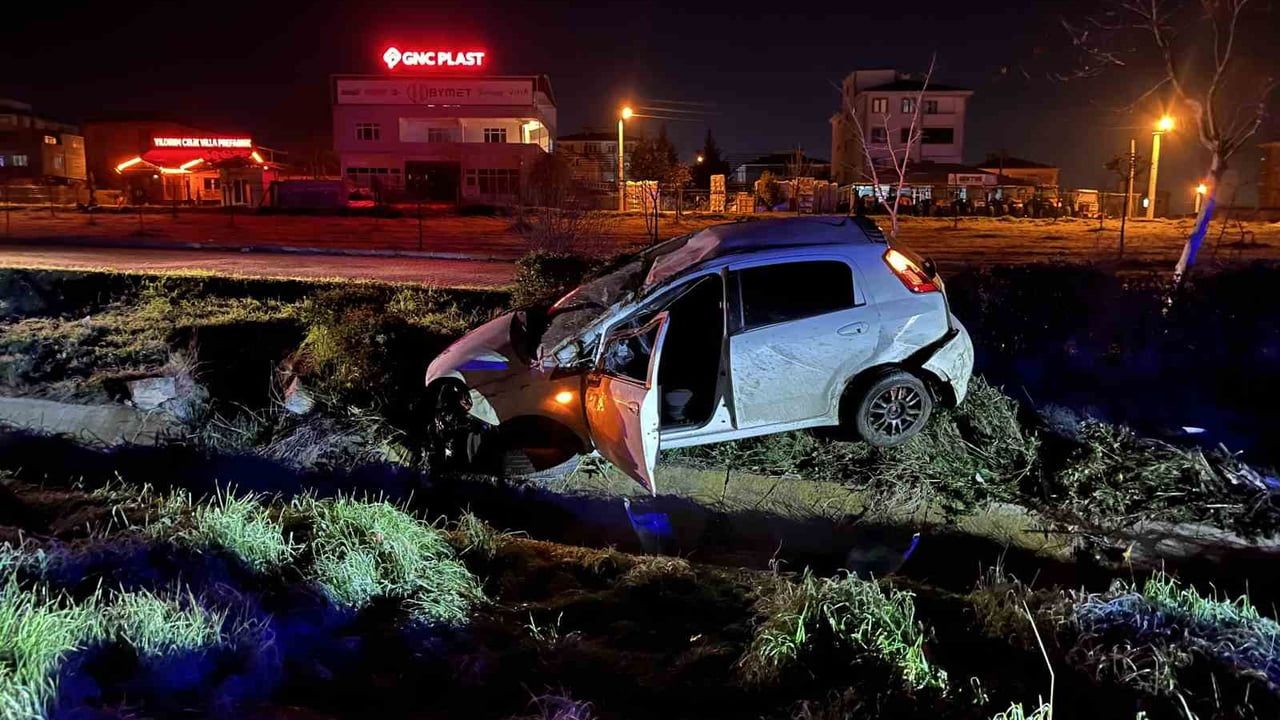 Alkollü Sürücü Su Kanalına Uçtu: Tekirdağ'da Kaza