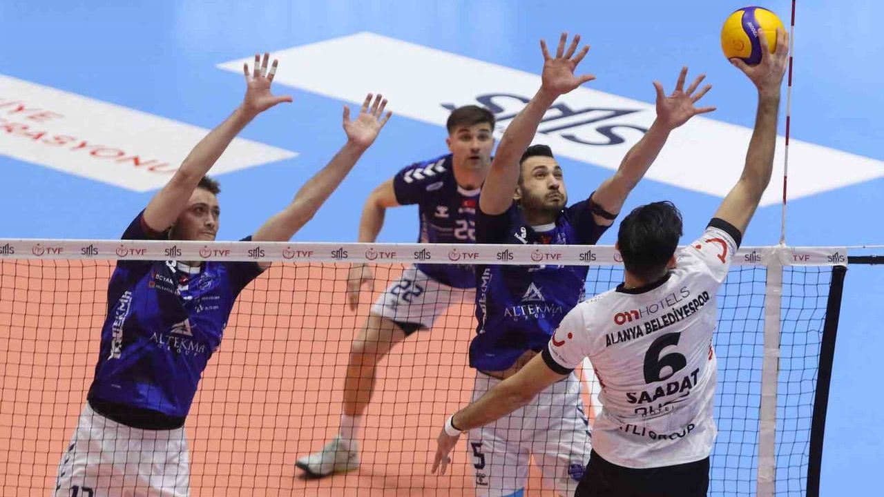 Altekma ve Alanya Belediyespor'un Zorlu Mücadelesi: 3-2
