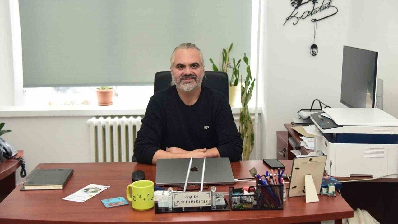 Anadolu Üniversitesi ÜYEP 2025 Başvuruları Başladı