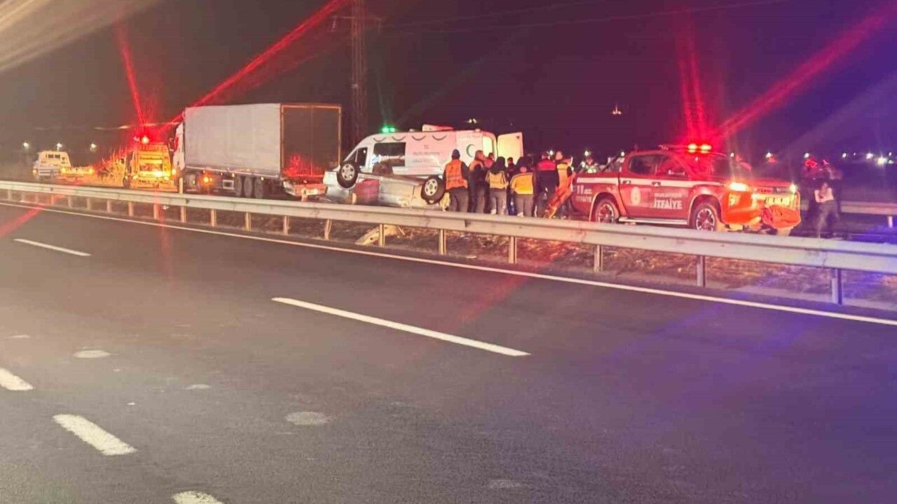 Ankara-Eskişehir Yolunda Feci Kaza: 1 Ölü, 3 Yaralı