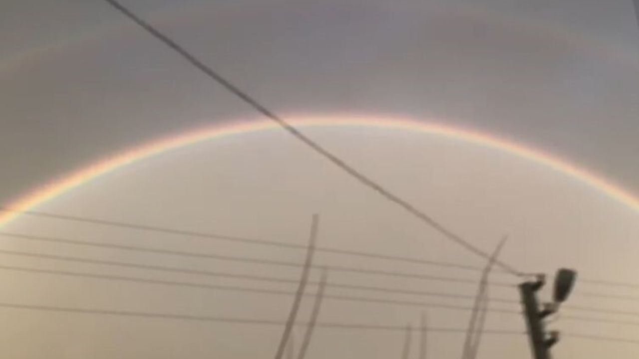Antalya'da Çiftçinin Çifte Gökkuşağı Heyecanı