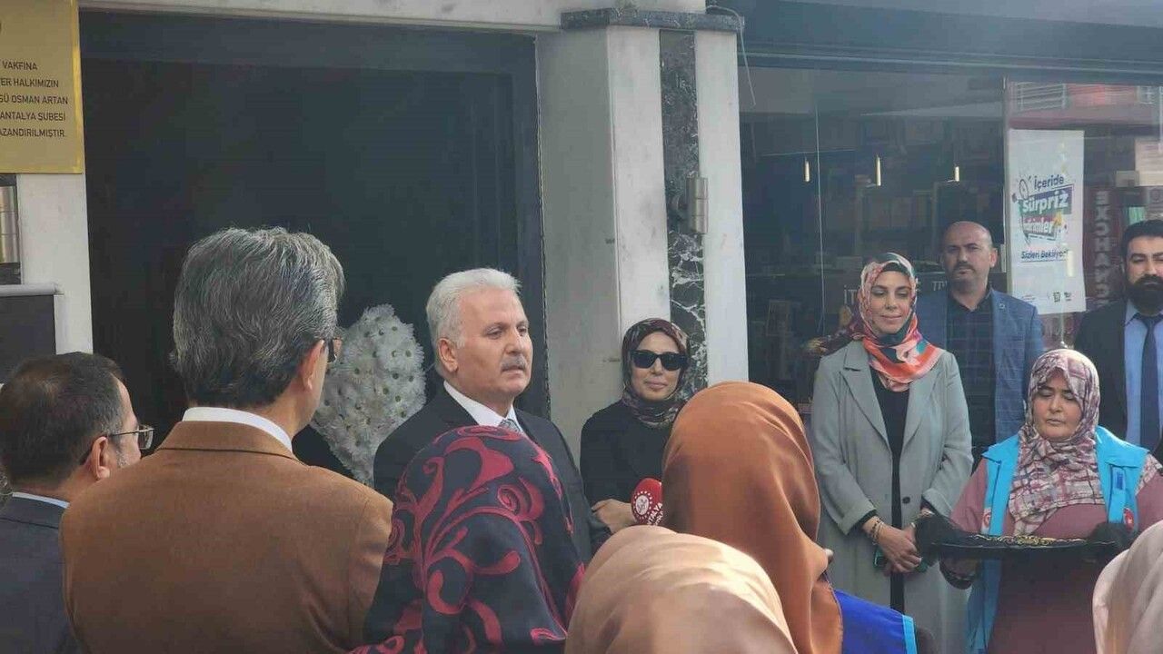 Antalya'da 'İyilik Atölyesi' Açılışı Gerçekleşti