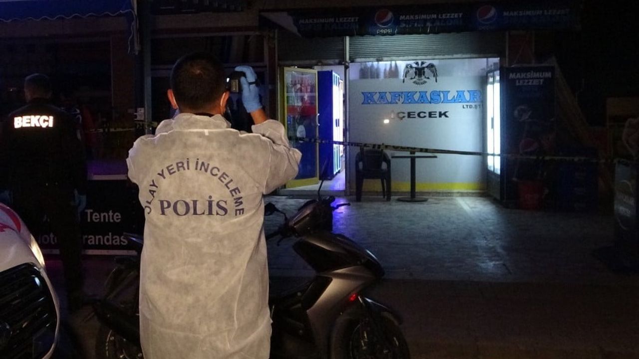 Antalya'da Market Cinayeti: İki Kişi Hayatını Kaybetti