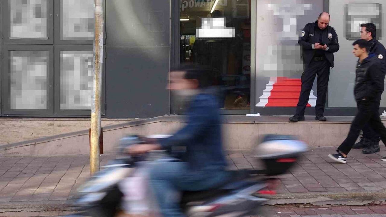 Antalya'da Market Hırsızlığı Kanlı Bitti