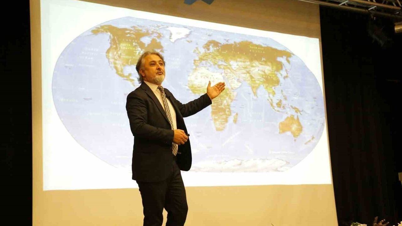 Antarktika: Dünyanın Kara Kutusu Hakkında Bilimsel Gözlemler