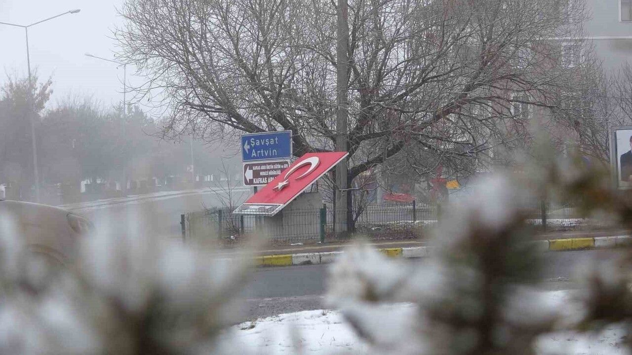 Ardahan'da Dondurucu Soğuklar Etkili