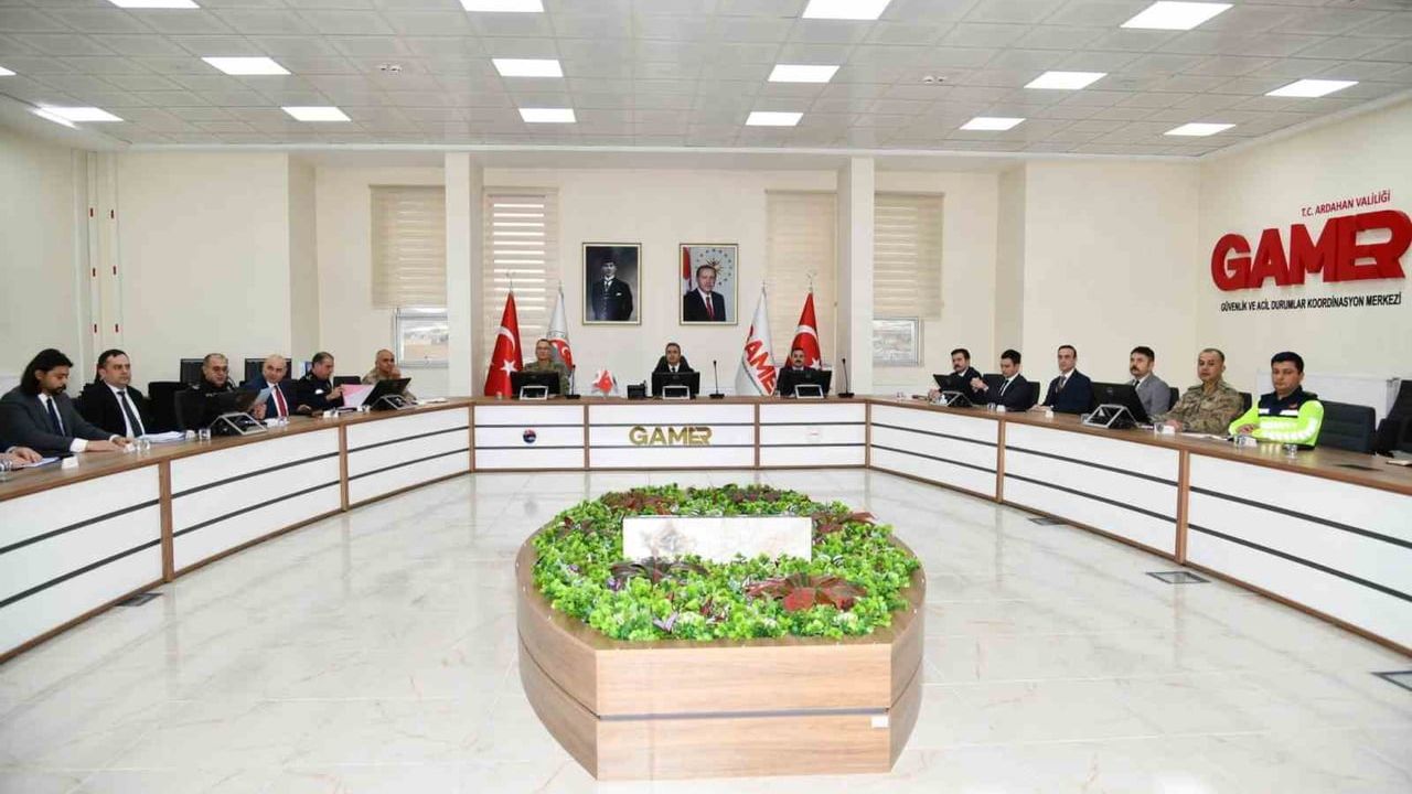 Ardahan'da Güvenlik ve Asayiş Toplantısı