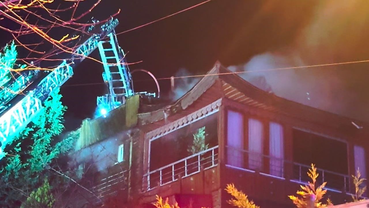 Arnavutköy'de Bacada Yangın Paniği