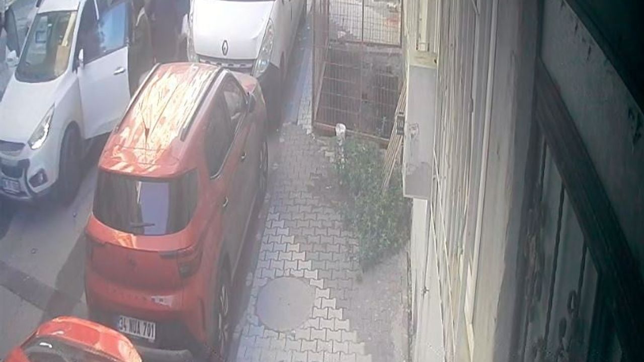Arnavutköy'de Kaza: 3 Yaşındaki Çocuğa Otomobil Çarptı