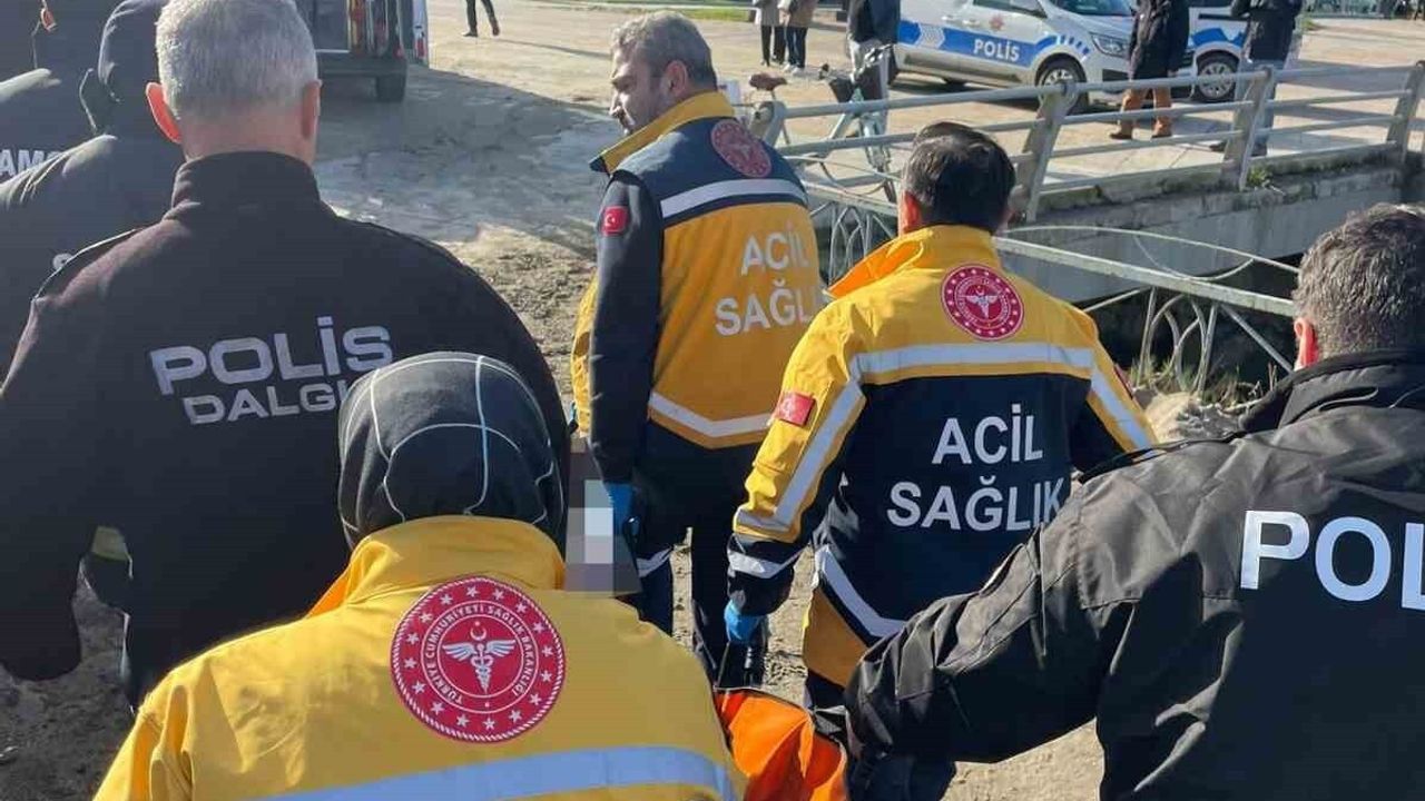 Atakum'da Denize Düşen Gencin Cansız Bedenine Ulaşıldı