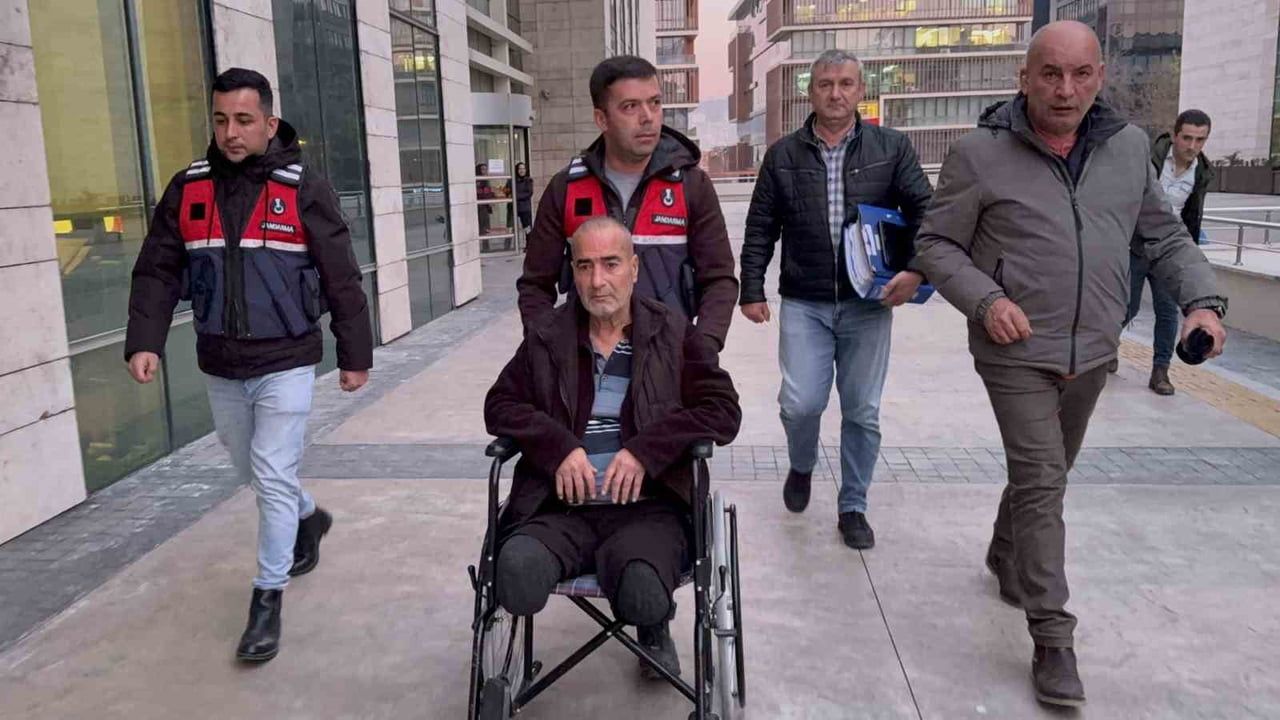 Ayağını Kaybeden Hükümlü Tekerlekli Sandalyeyle Cezaevine Götürüldü