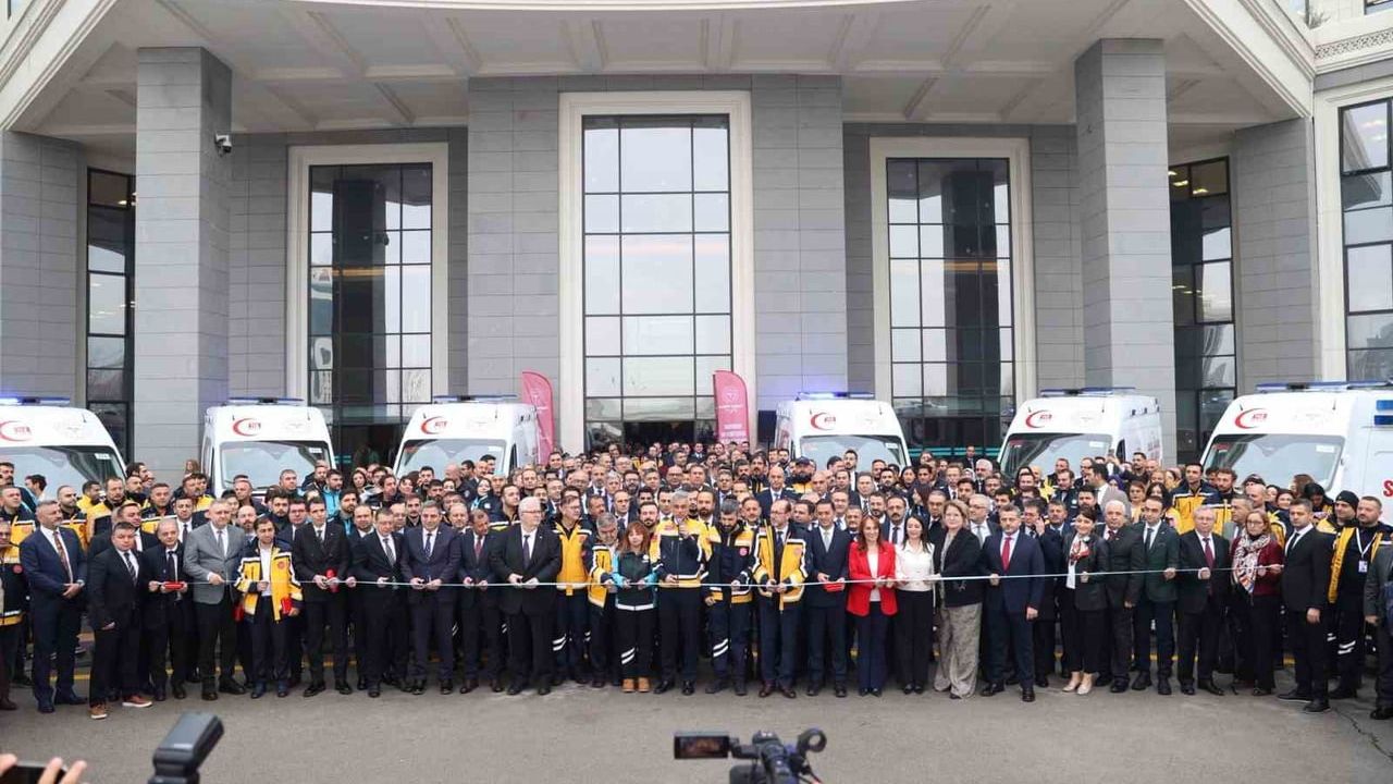 Aydın'a Yeni Ambulanslar Gönderildi