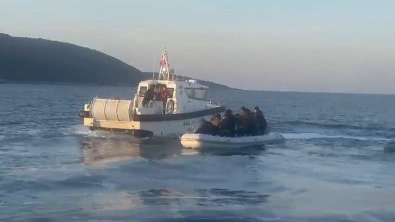 Aydın'da 12 Düzensiz Göçmen ve 1 Kaçakçı Yakalandı