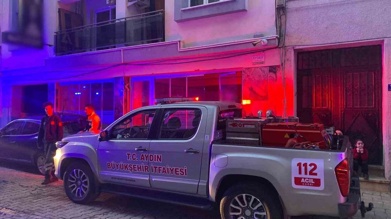 Aydın'da Apart Odasında Yangın Korkuttu