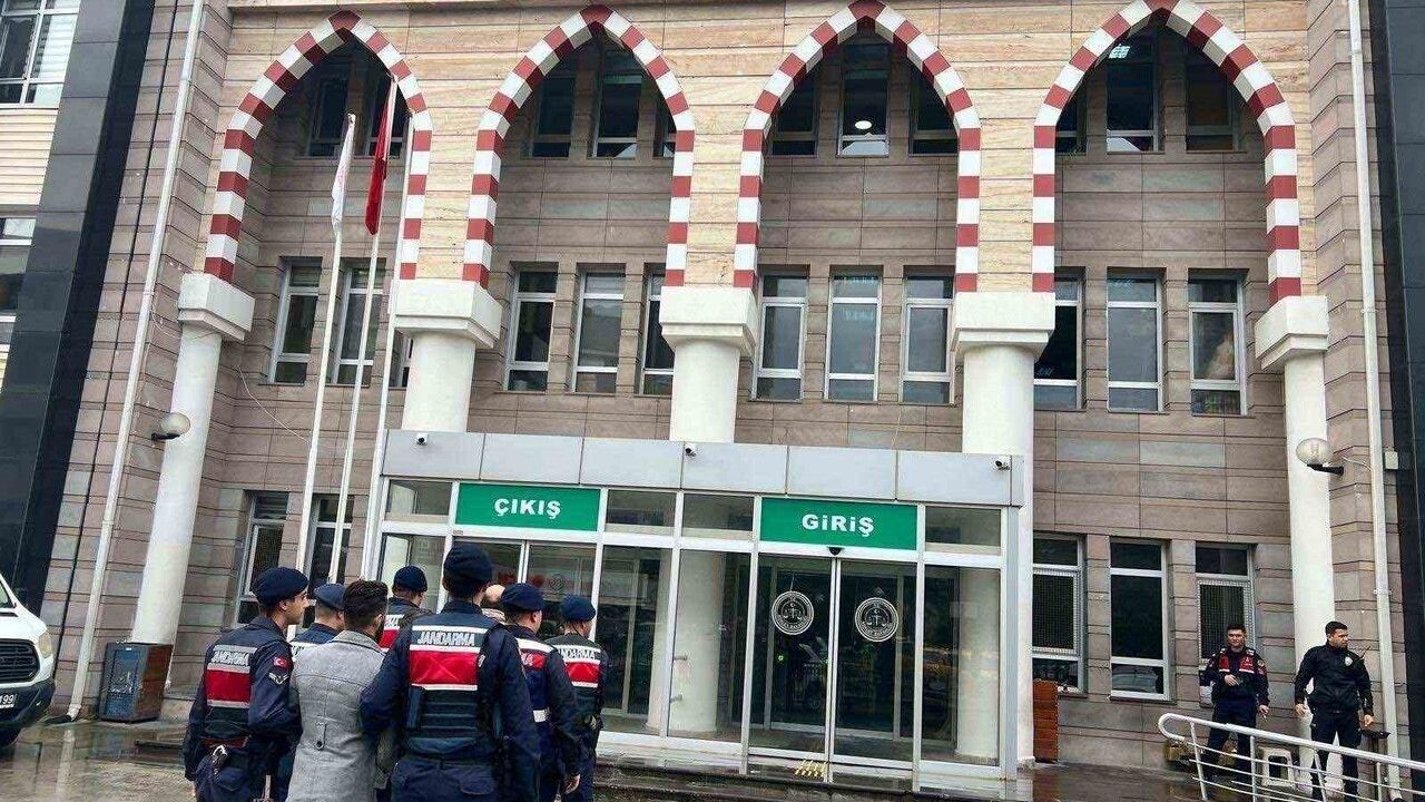 Aydın'da Yasa Dışı Göçmen Kaçakçılığı Operasyonu