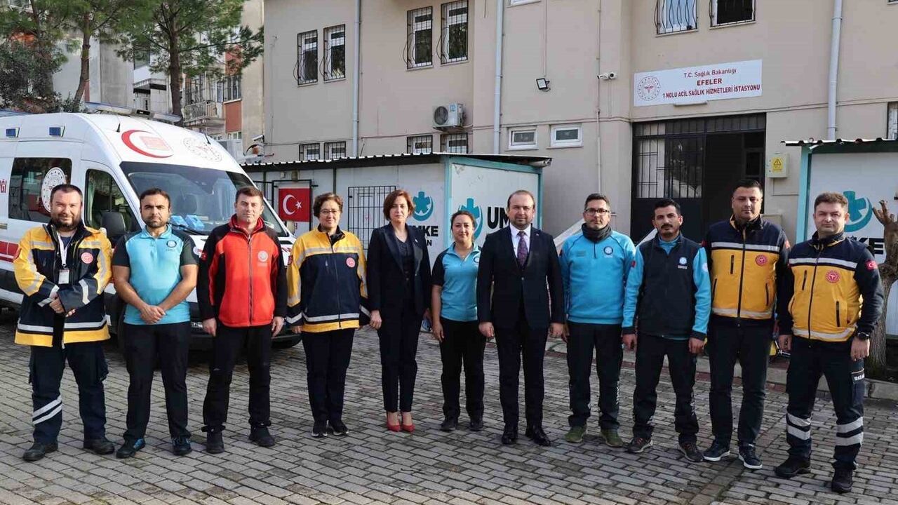 Aydın İl Sağlık Müdürü Dr. Eser Şenkul UMKE Ekibiyle Buluştu