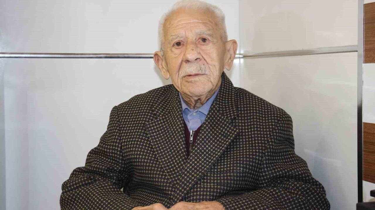 Aydınlı Sarraf Necdet Bezirgan: Dürüstlük İş Hayatının Anahtarı